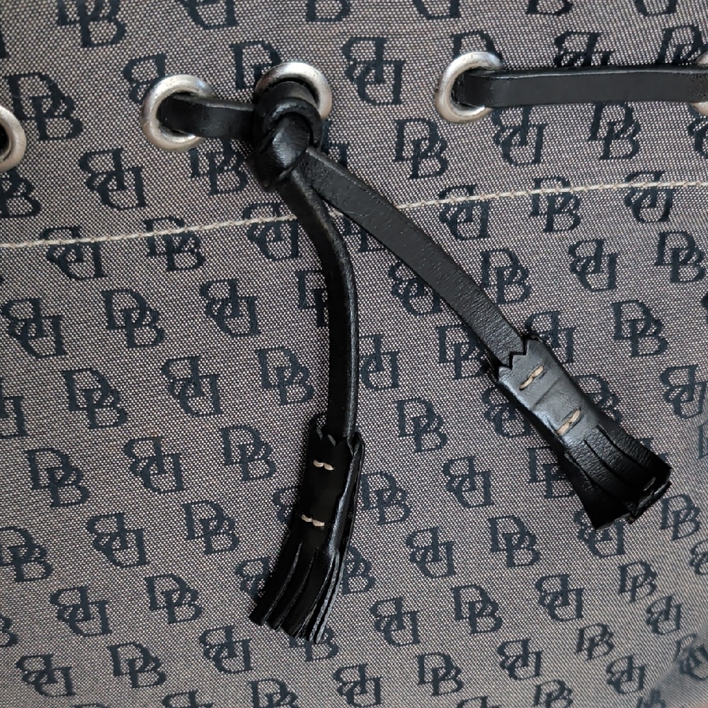Vintage Dooney & Bourke Purse - Picture 9 of 12